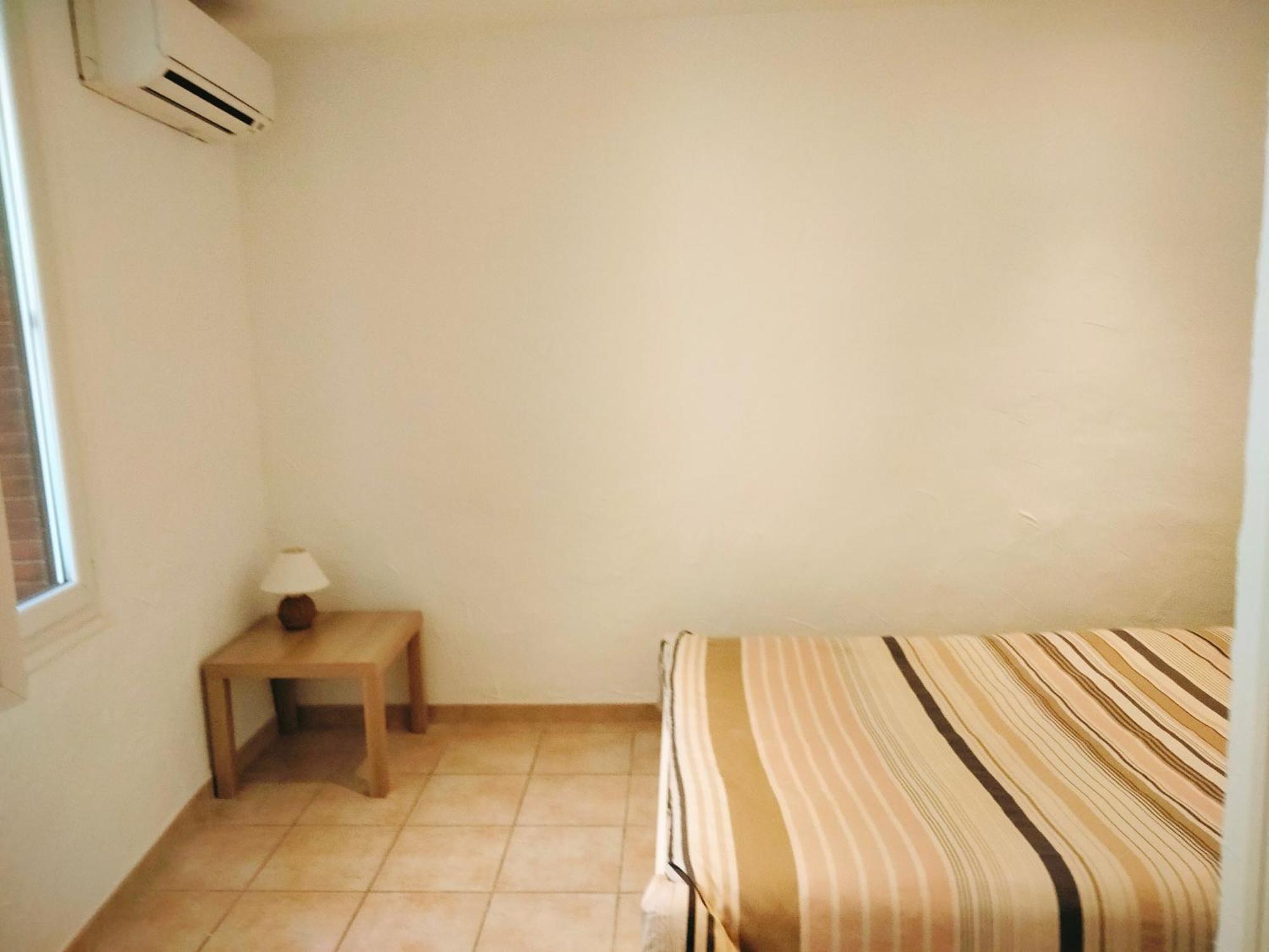 Cosy Courtesoun Apartment Courthezon Bagian luar foto